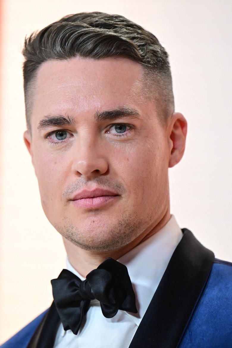 Александер Дреймон / Alexander Dreymon TMDB Photo