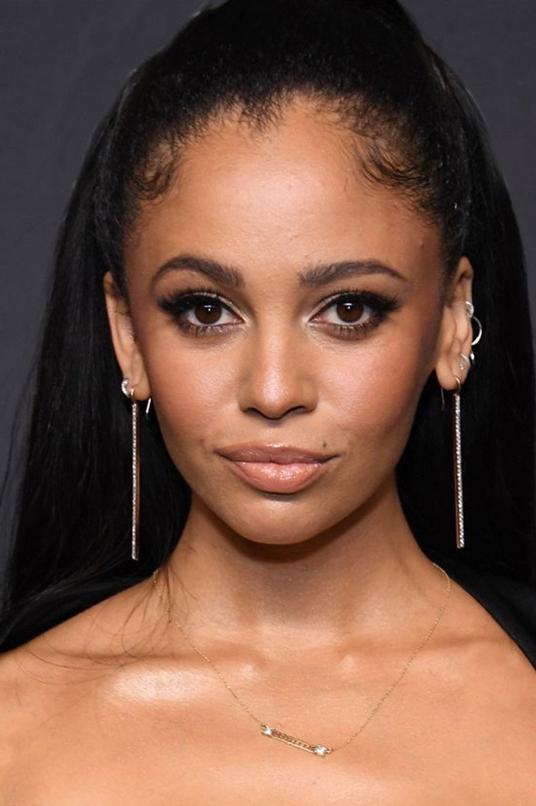 Ванесса Морґан / Vanessa Morgan TMDB Photo