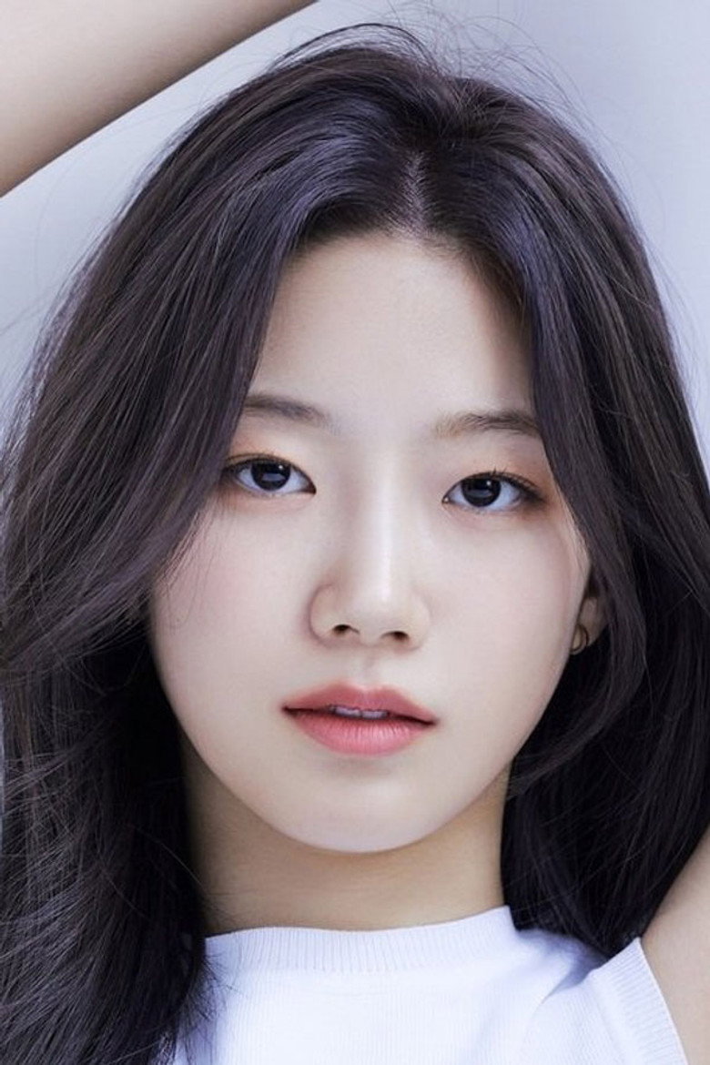 中村一葉 / Kazuha TMDB Photo