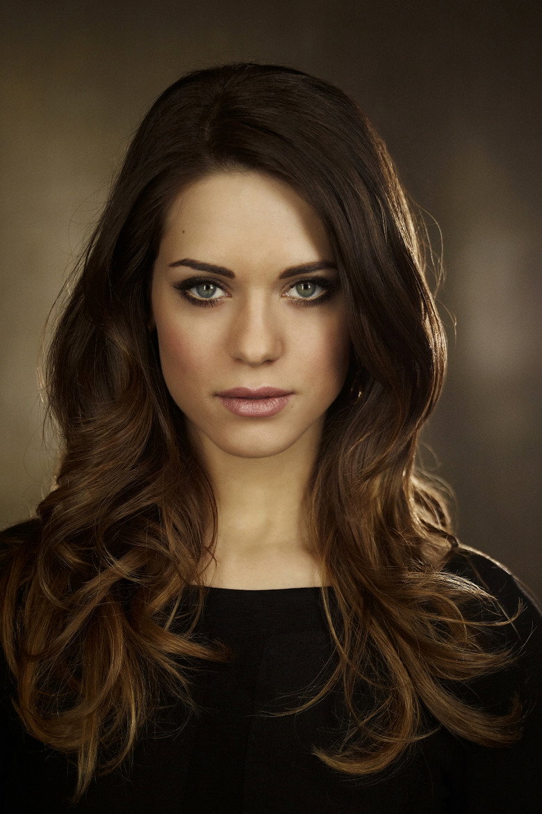 Ліндсі Фонсека / Lyndsy Fonseca TMDB Photo