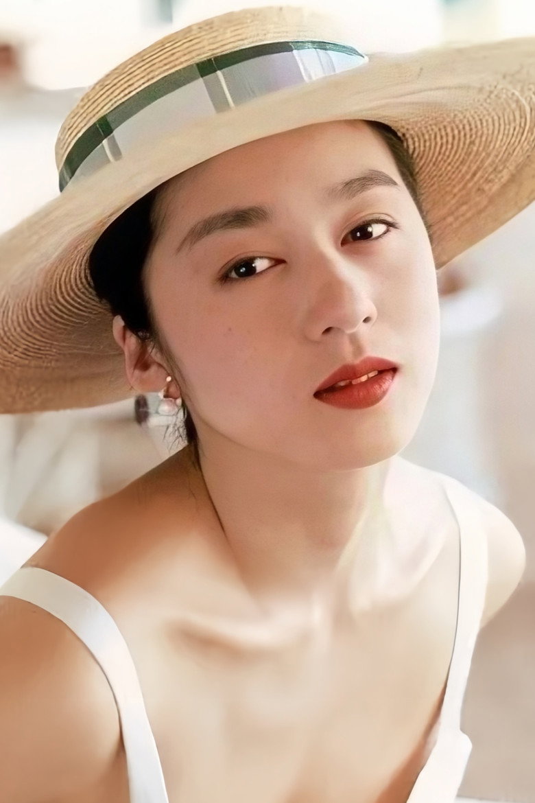 Чікако Аояма / Chikako Aoyama TMDB Photo