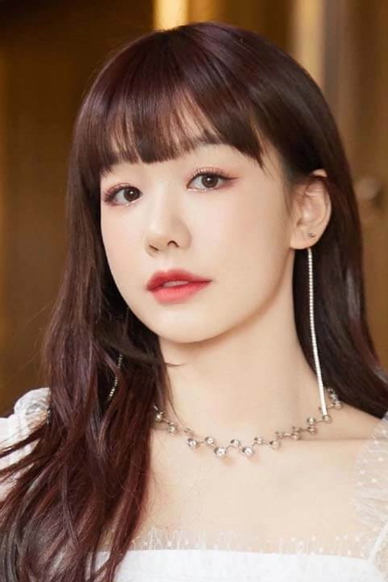 徐夢潔 / Xu Mengjie TMDB Photo