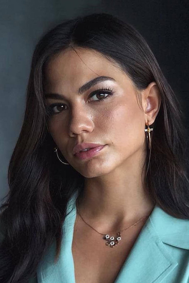 Demet Özdemir TMDB Photo