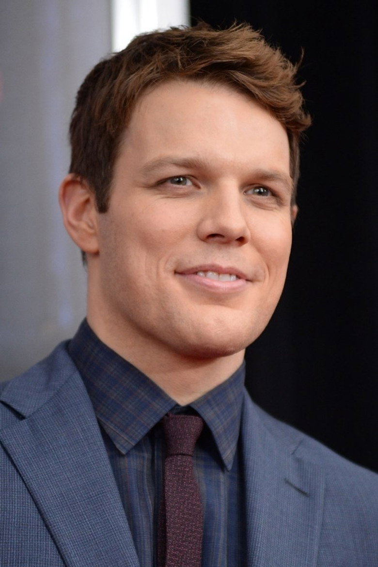 Джейк Лейсі / Jake Lacy TMDB Photo