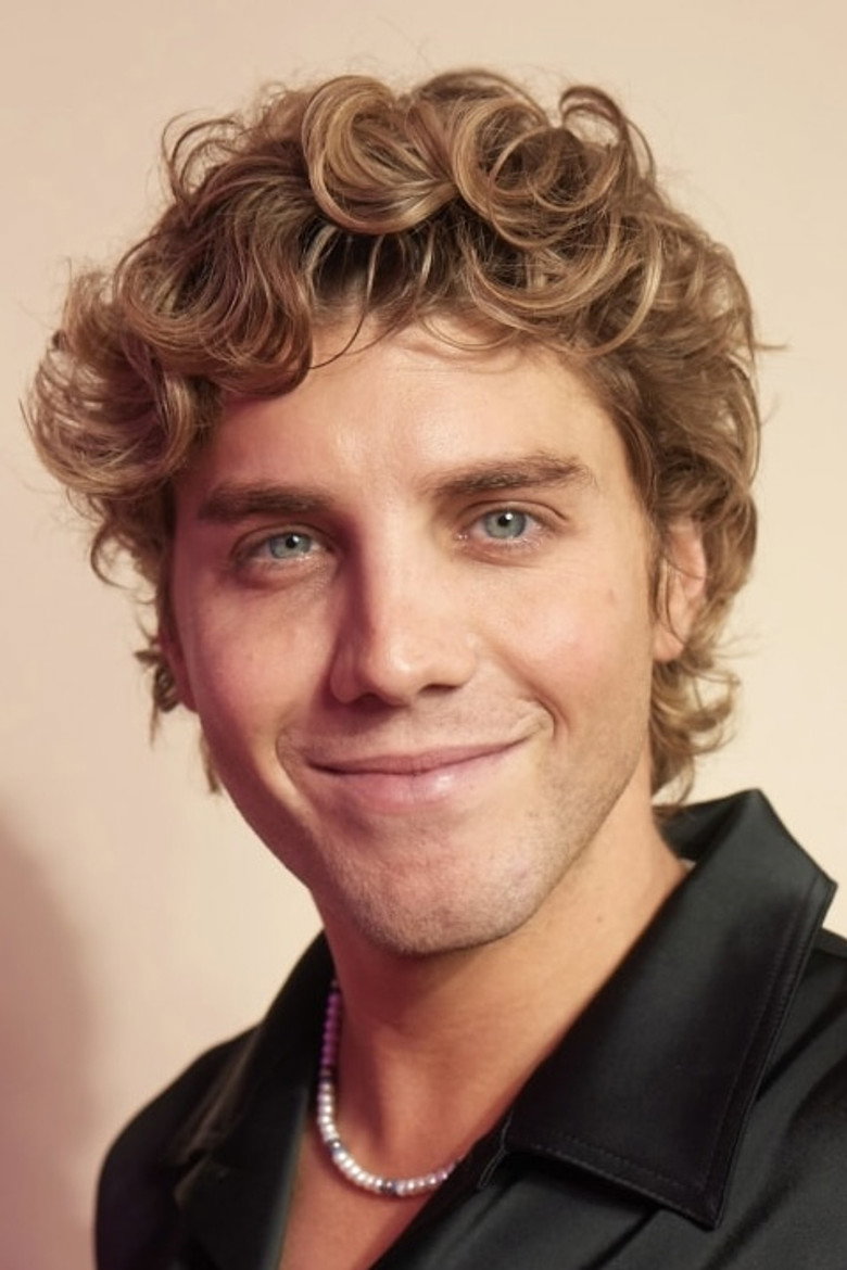 Лукас Ґейдж / Lukas Gage TMDB Photo