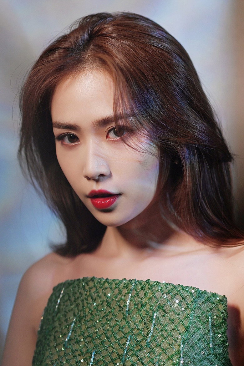 刘美彤 / Liu Meitong TMDB Photo