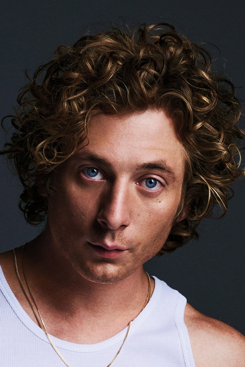 Джеремі Аллен Вайт / Jeremy Allen White TMDB Photo