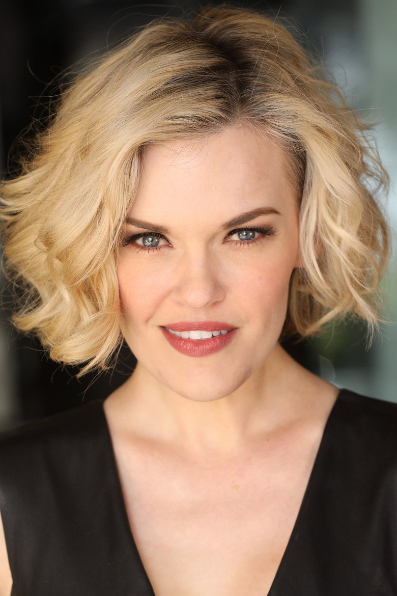 Карі Волґрен / Kari Wahlgren TMDB Photo