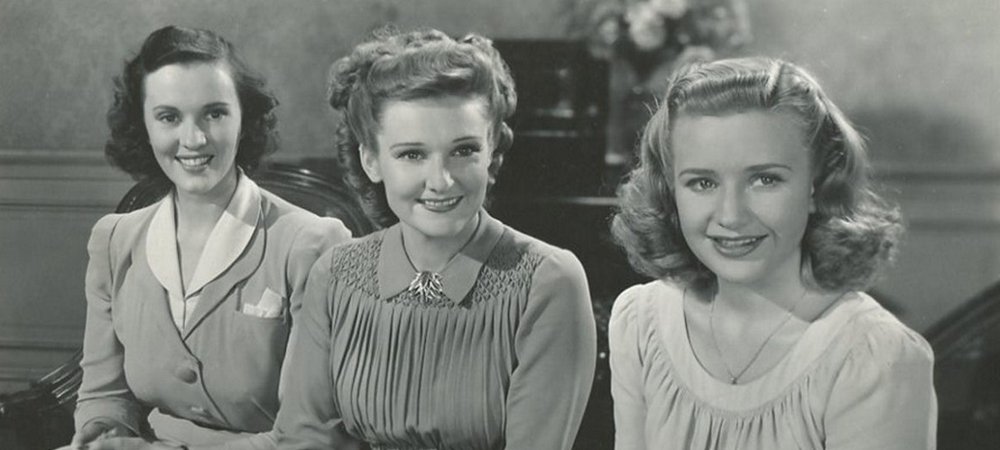 Backdrop of Four Wives