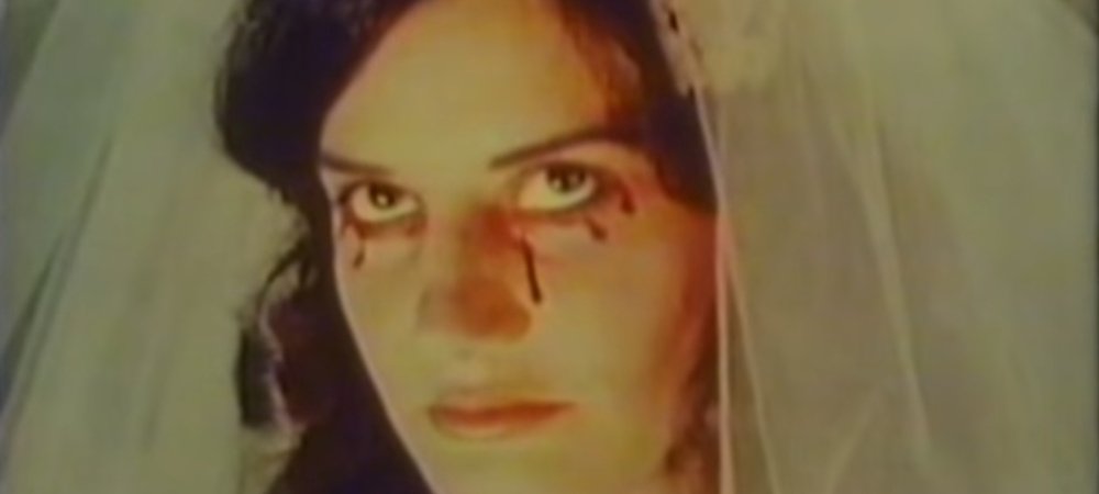 Backdrop of Living Dolls
