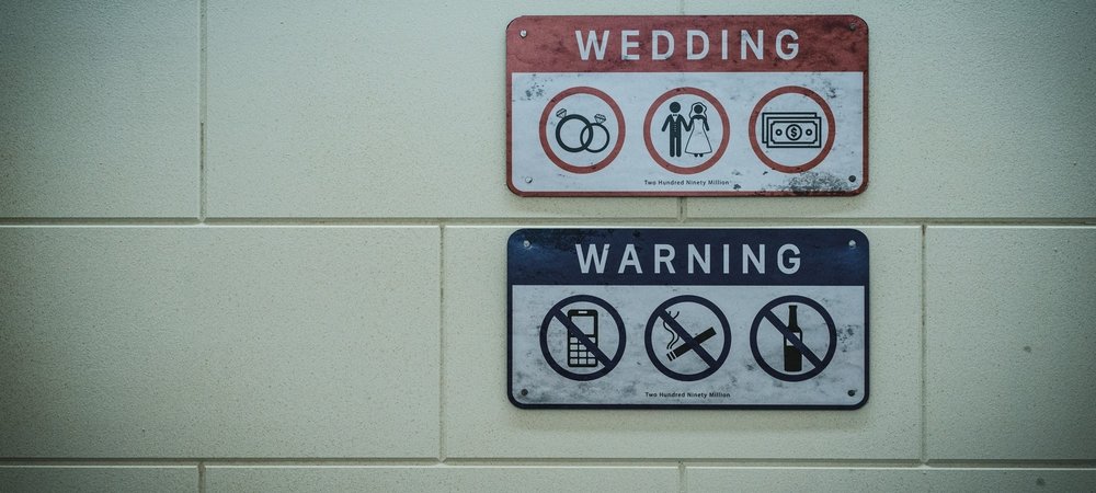 Backdrop of The Wedding War