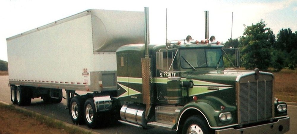 Backdrop of Movin' On