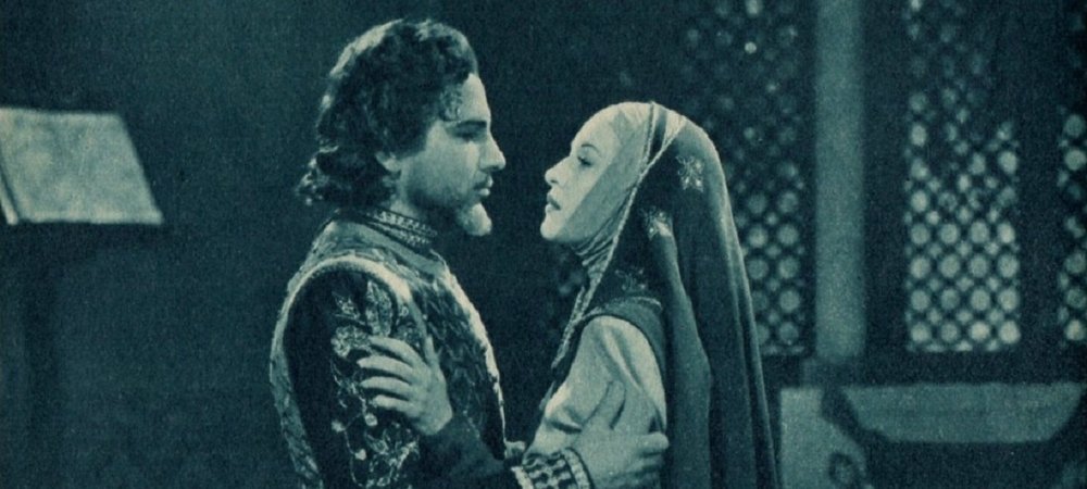 Backdrop of The Gorgon