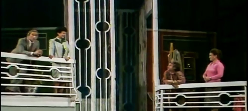 Backdrop of Palace 176