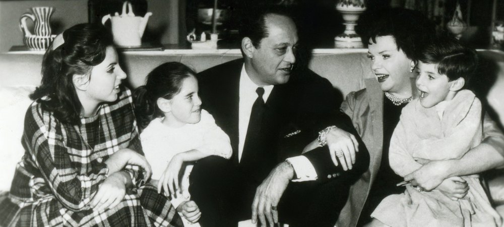 Backdrop of Sid & Judy