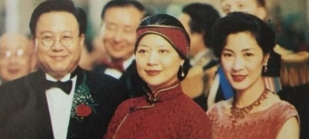 Backdrop of The Soong Sisters