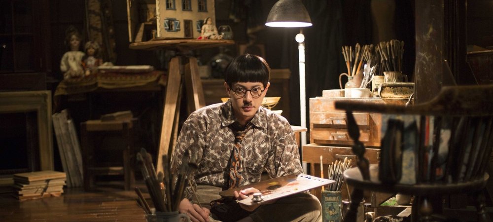 Backdrop of Foujita