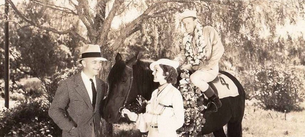 Backdrop of Racing Luck
