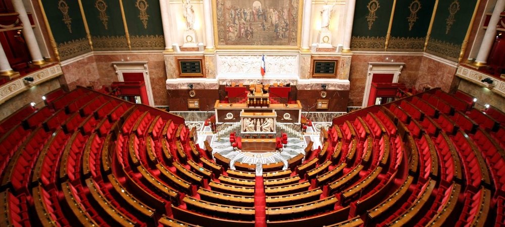Backdrop of À la tribune