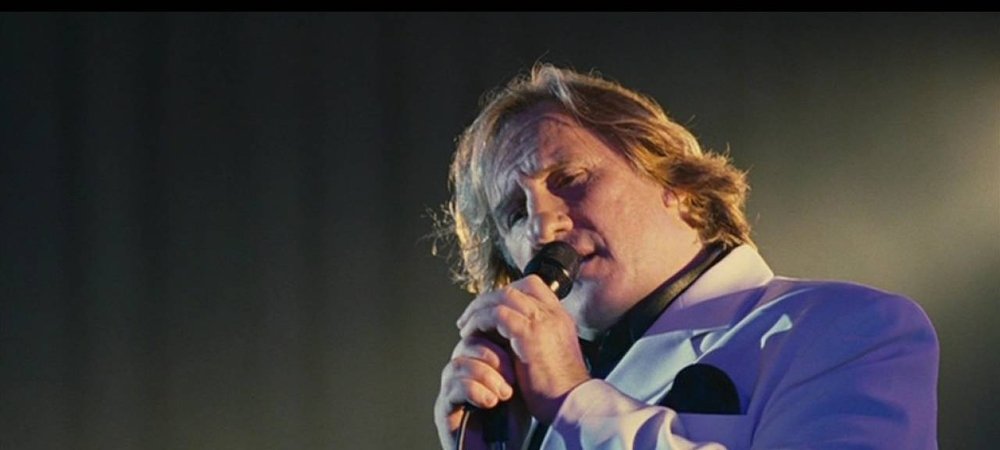 Backdrop of The Singer