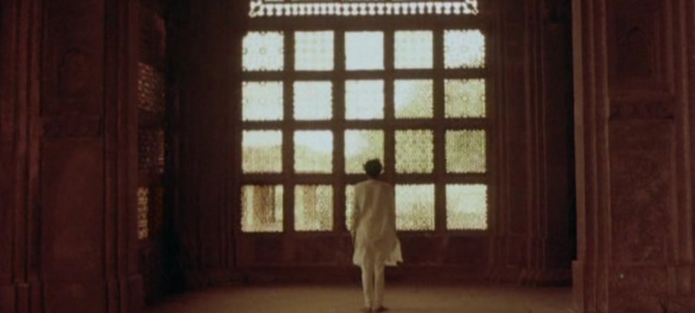 Backdrop of Dhrupad