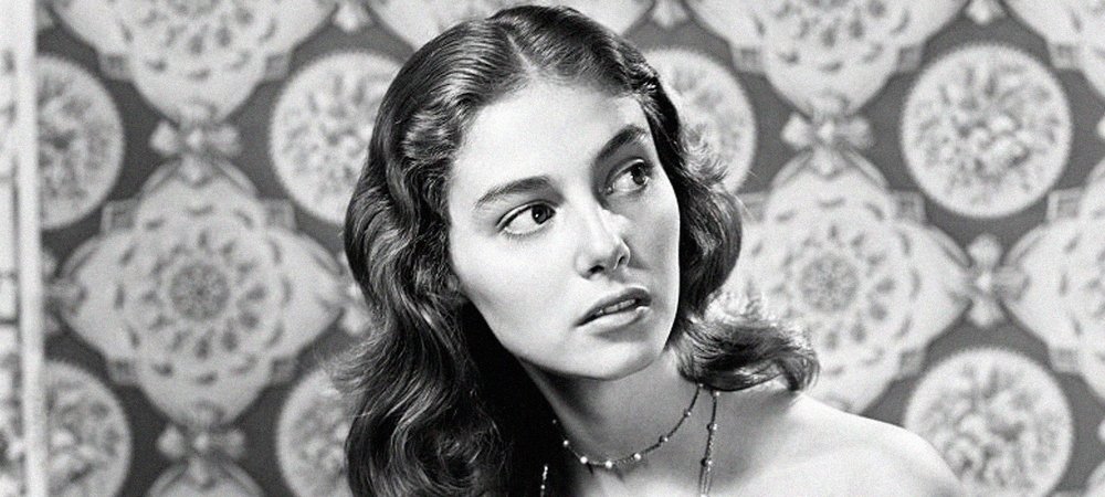 Backdrop of Teresa