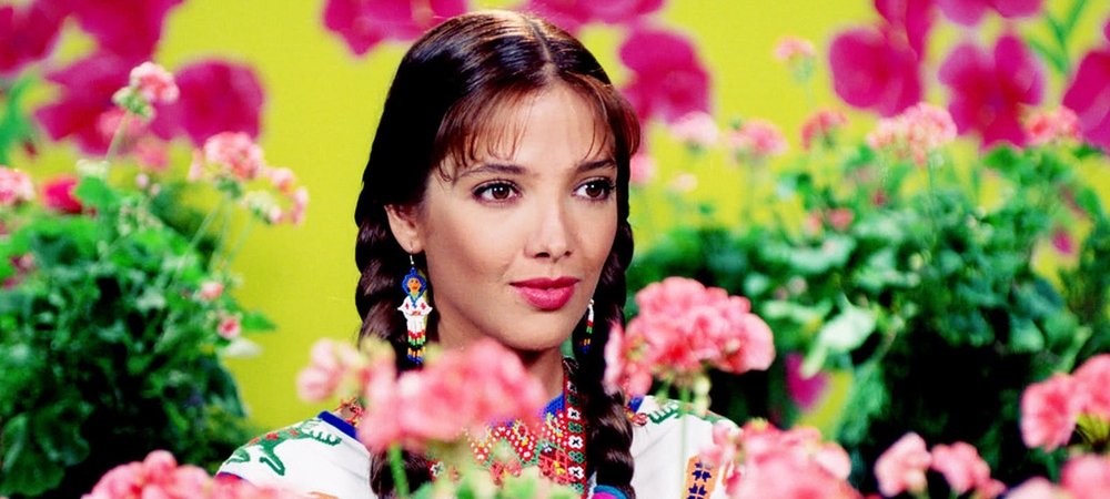 Backdrop of María Isabel