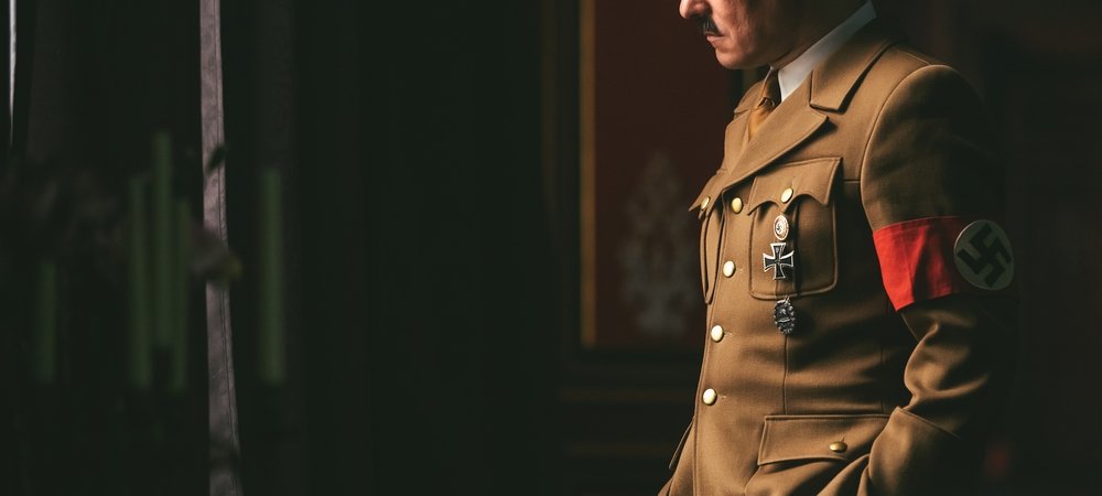 Backdrop of Rise of the Nazis