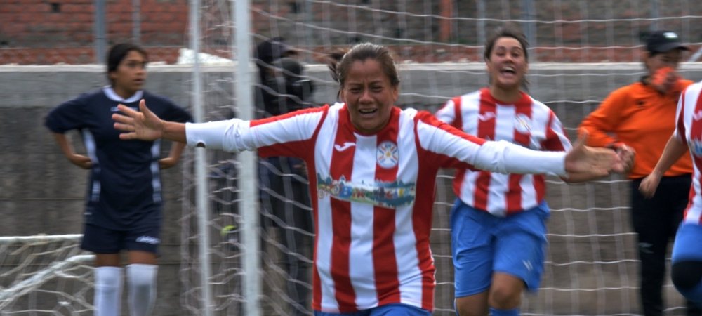 Backdrop of Las Leonas