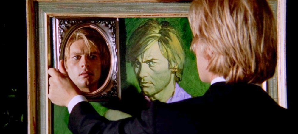 Backdrop of Dorian Gray