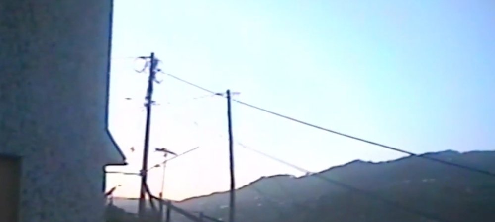 Backdrop of vvvamor