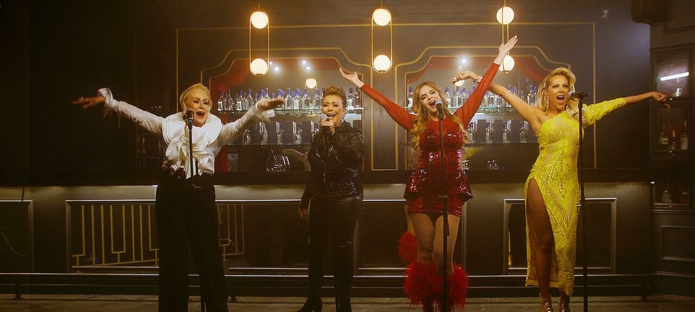Backdrop of Siempre Reinas