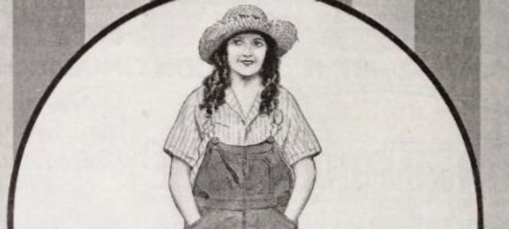 Backdrop of The Tomboy