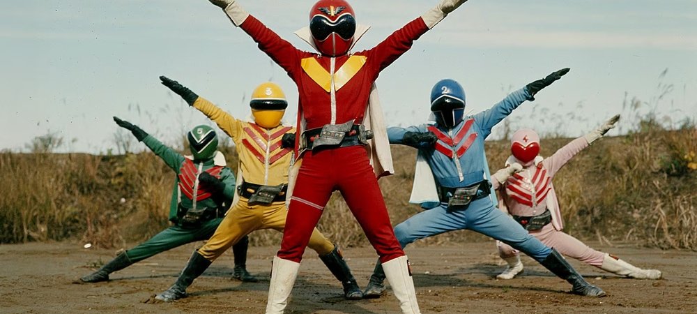 Backdrop of Himitsu Sentai Gorenger