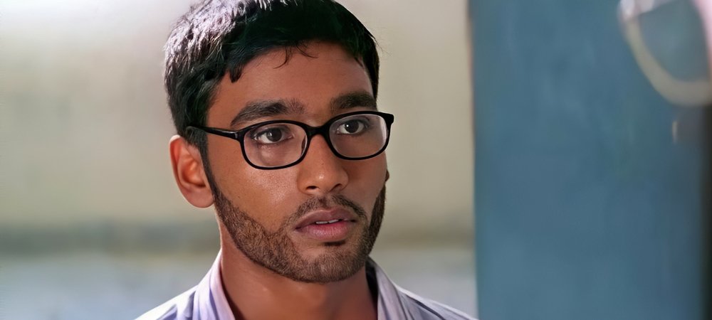 Backdrop of Kadhal Konden