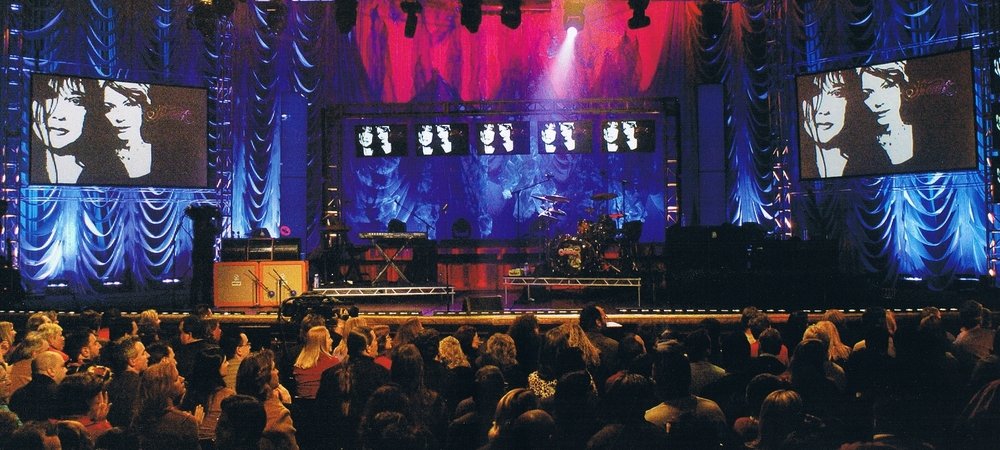 Backdrop of Heart - Live