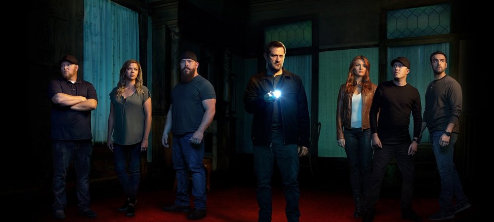 Backdrop of Ghost Hunters