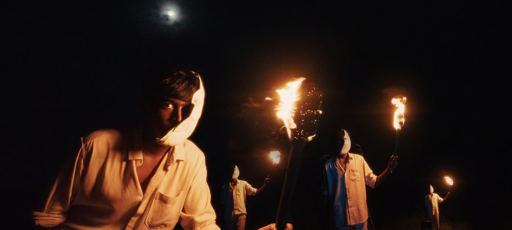 Backdrop of Mugamoodi