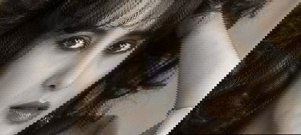 Backdrop of Ofra