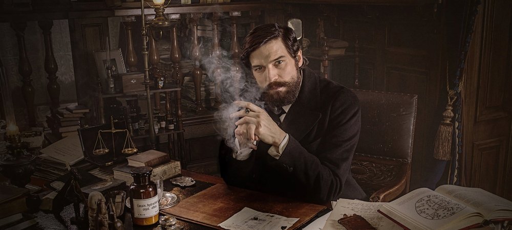Backdrop of Freud