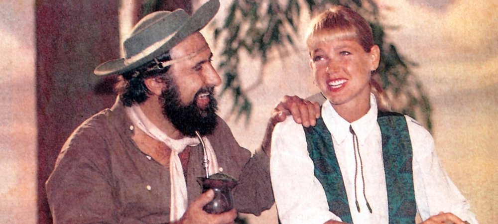Backdrop of Black Gaucho