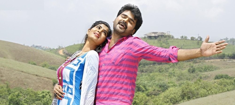 Backdrop of Enbathettu