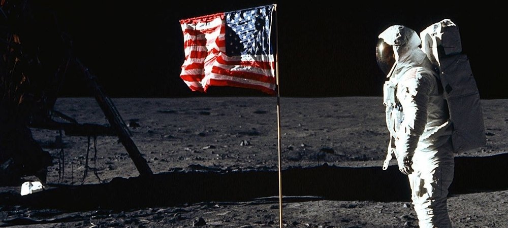 Backdrop of Chasing the Moon