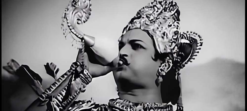 Backdrop of Narthanasala