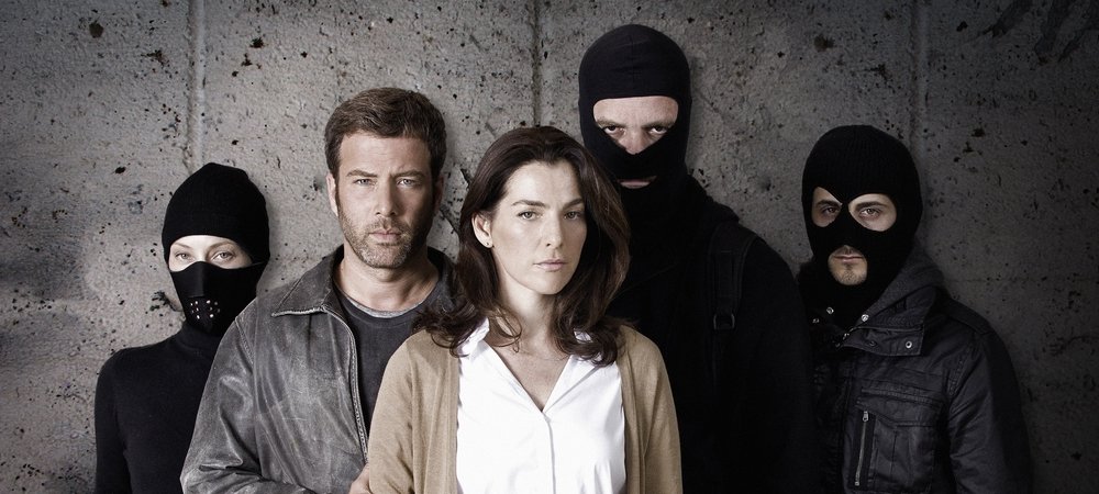Backdrop of Hostages
