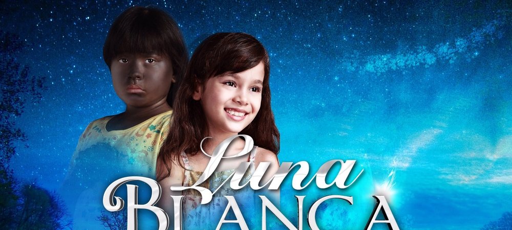 Backdrop of Luna Blanca