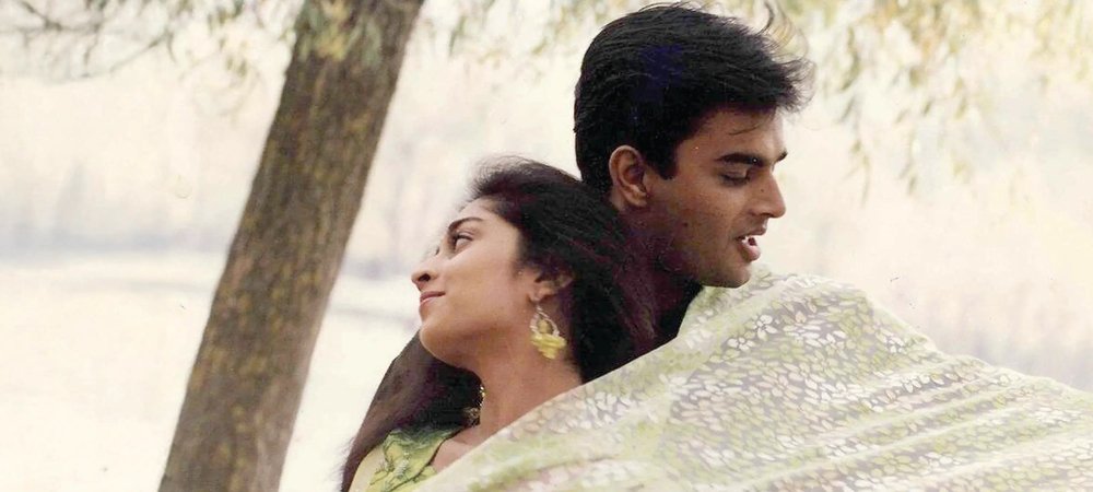 Backdrop of Alaipayuthey