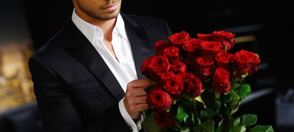Backdrop of Der Bachelor