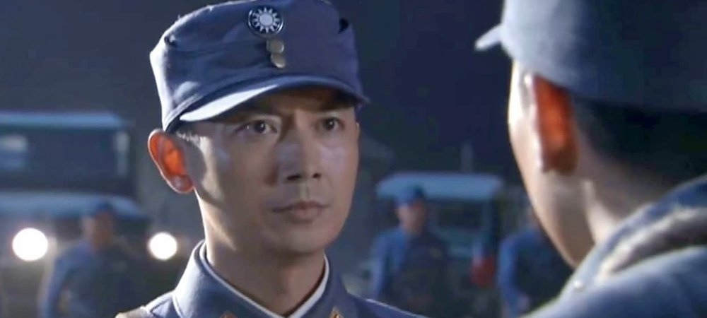 Backdrop of 战火中的花蕾