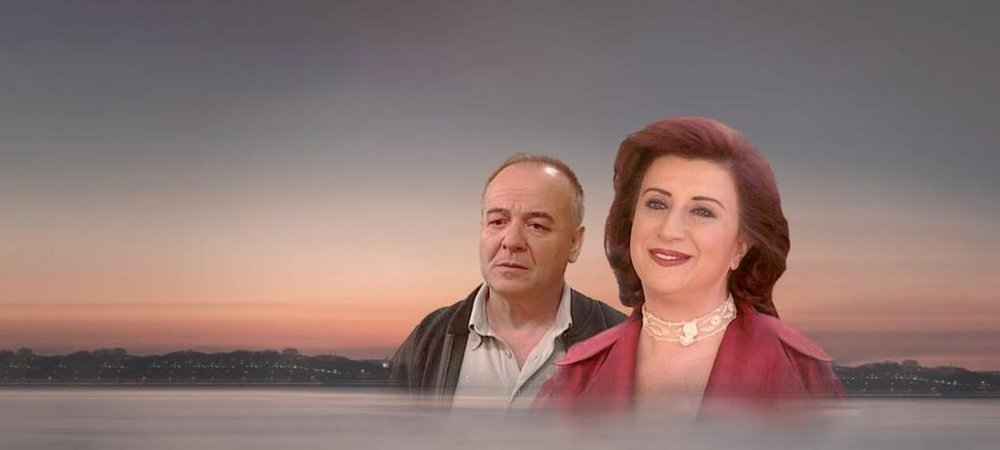 Backdrop of Üzgünüm Leyla